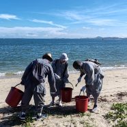 新加坡佛学院学生组织清洁海岸行动